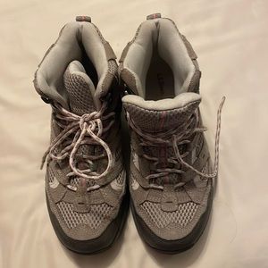Ladies LL Bean hiking boots